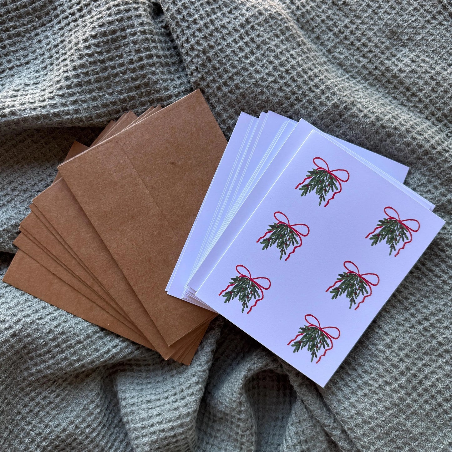 Blank Christmas Cards- 10 Pack (Mistletoe)